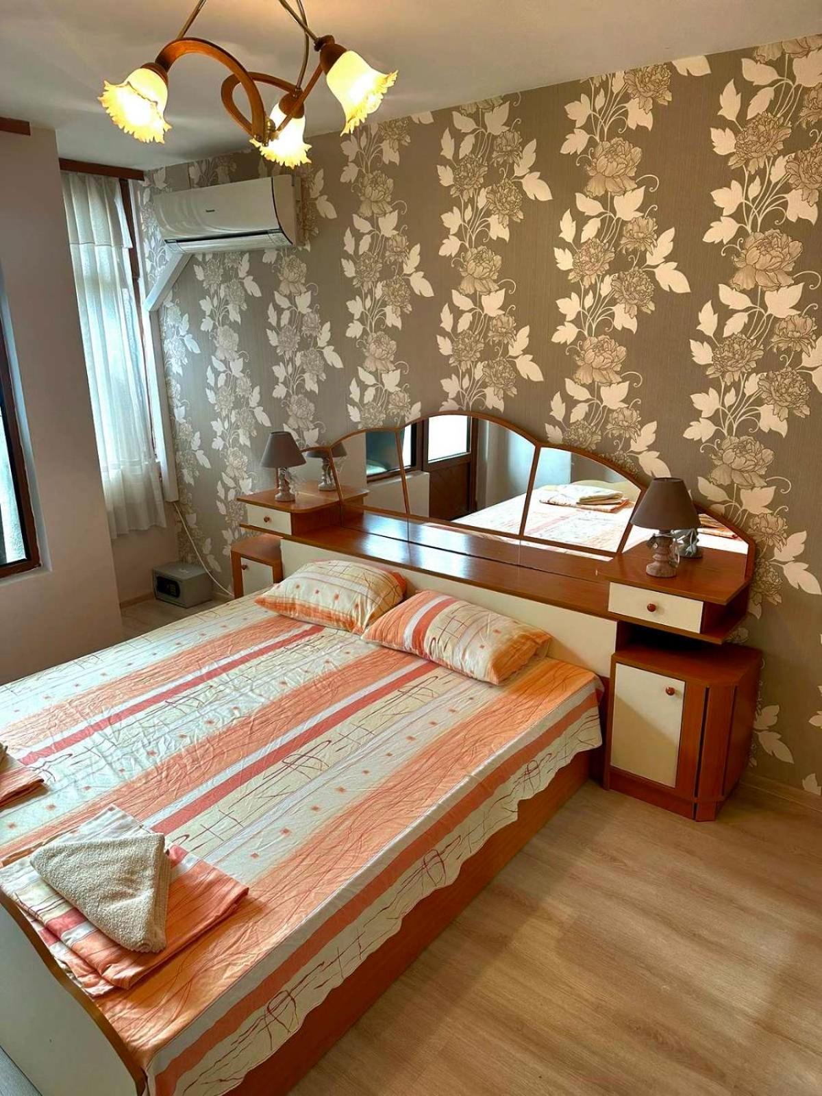 Lux Apartment Sisi Бургас Экстерьер фото
